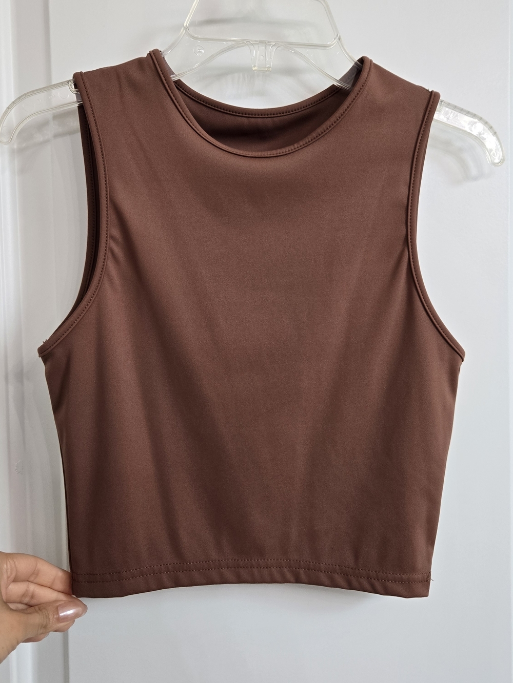 Commense Sleeveless Crop Top - Brown